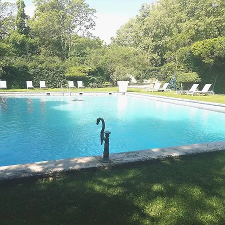 Hotel Chateau D'arpaillargues - Teritoria Arpaillargues-et-Aureillac