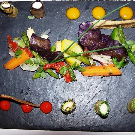 Hotel Chateau D'arpaillargues - Teritoria 4*